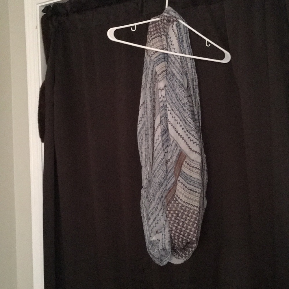 Infinity scarf